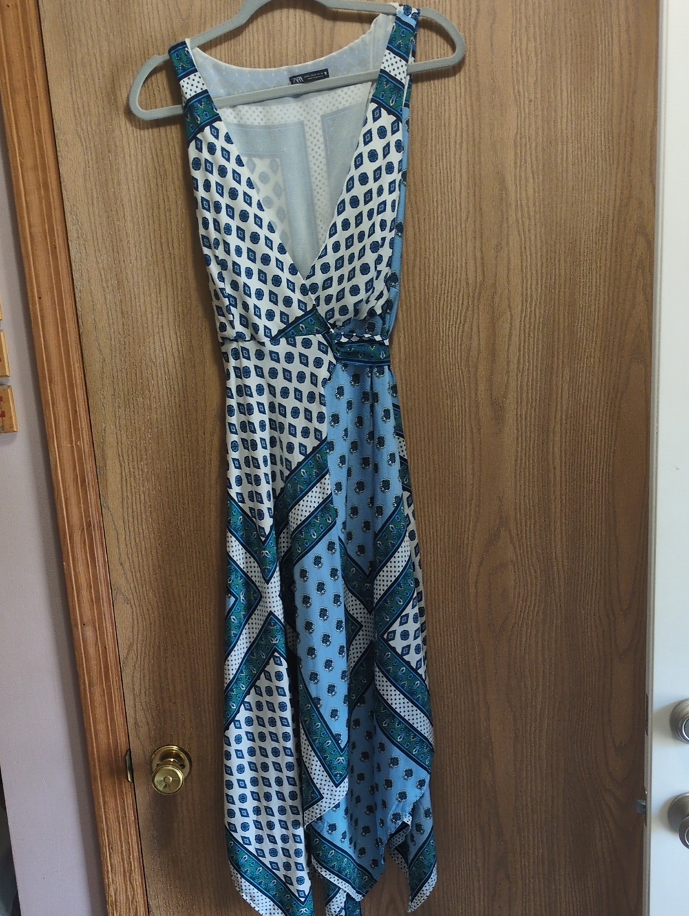 Zara Light Blue and White Patterned Midi Dress